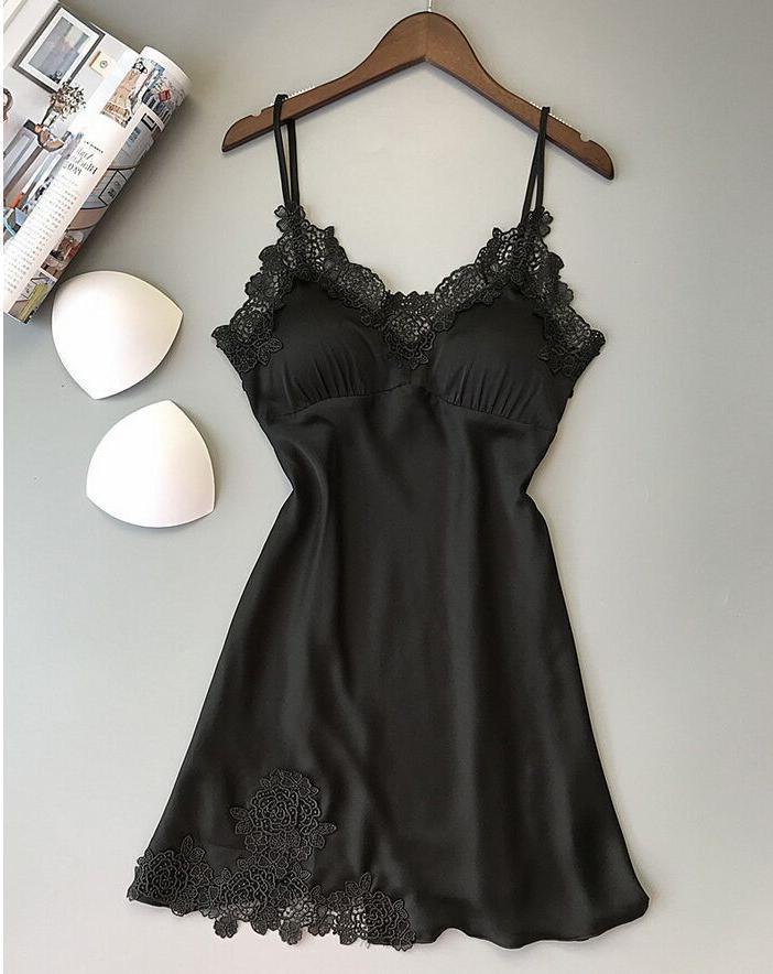 Ardessa - Elegantes Nachthemd mit Spitzenakzenten