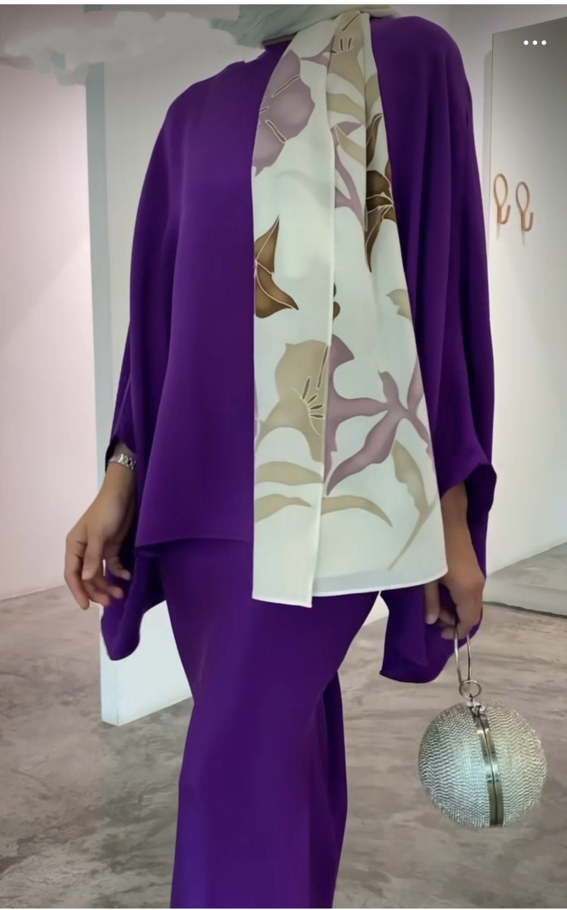 Asya - Set mit amerikanischem Perlenkleid